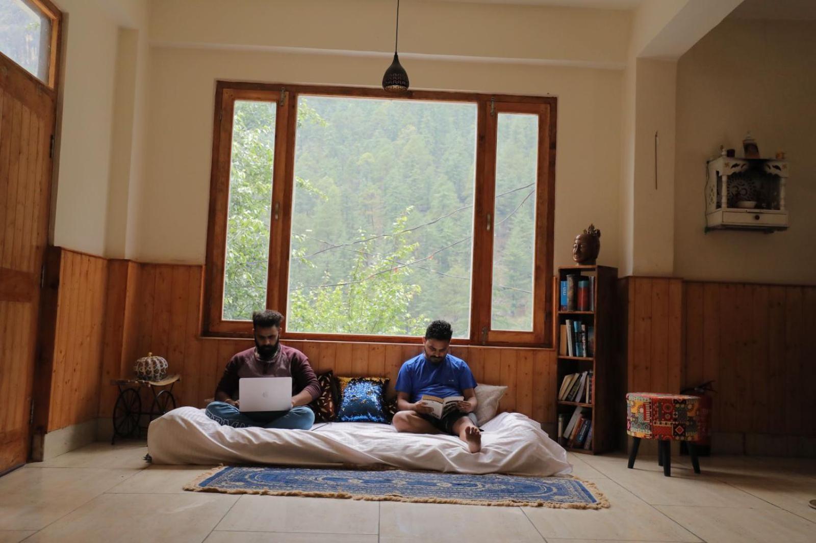 Shangri-La Rooms & Restaurant Kasol Exteriér fotografie