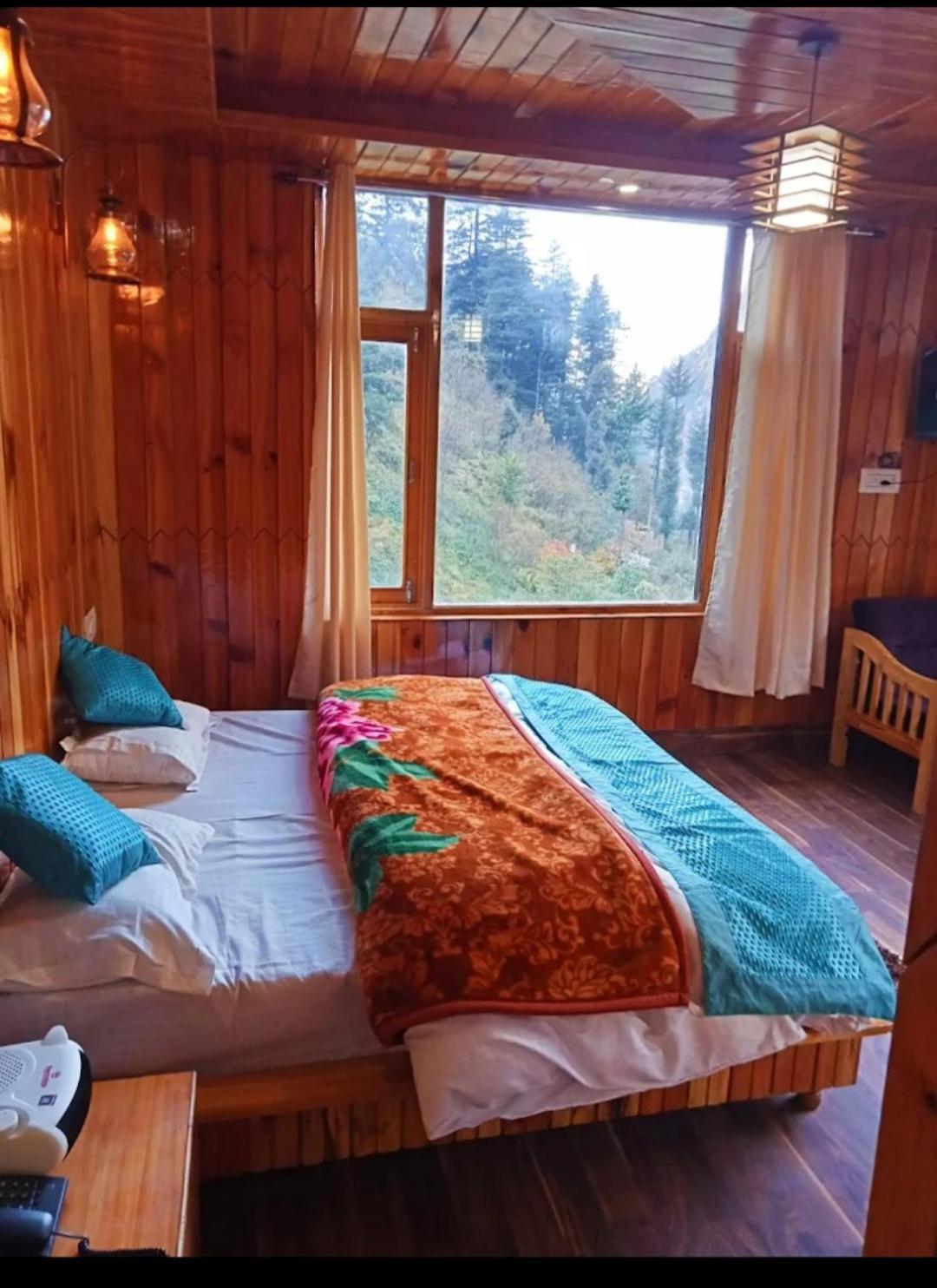 Shangri-La Rooms & Restaurant Kasol Exteriér fotografie